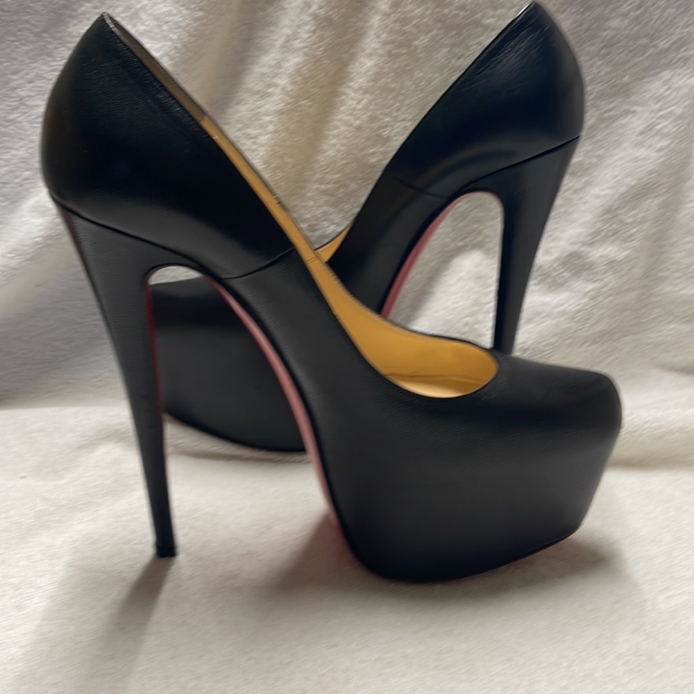 Christian Louboutin platform stilettos leather. Black. Great shape. Like new. - Picture 6 of 14